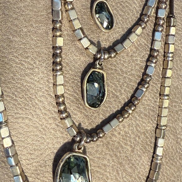 Vintage Uno de 50 Leather Silvertone Crystal Tiered Neckalce 22-32 inches - Picture 4 of 6